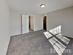 9340 W Dockside Cir in Pendleton, IN - Building Photo - Building Photo