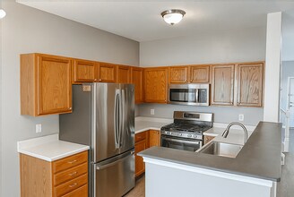 635 Grove Cir in Columbus, OH - Building Photo - Building Photo