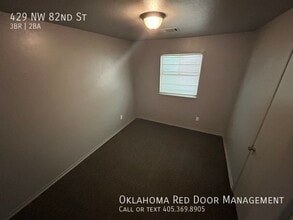 429 NW 82nd St in Oklahoma City, OK - Building Photo - Building Photo