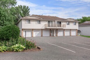 Parkview Manor in Inver Grove Heights, MN - Building Photo