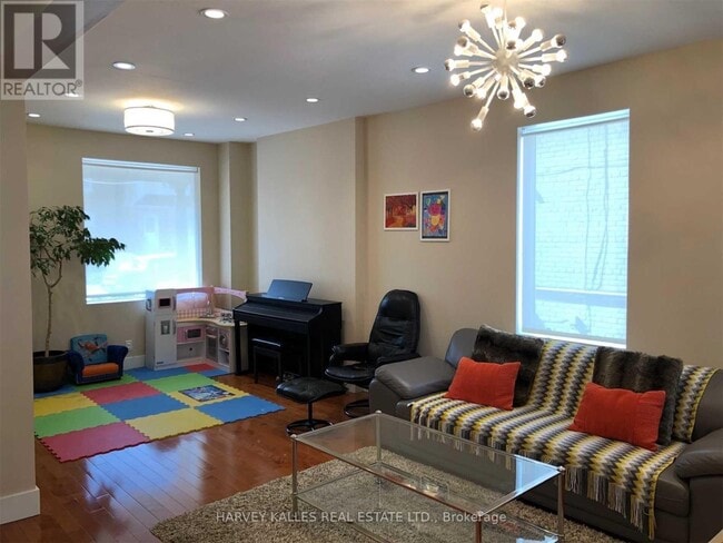 148 Roslin Ave in Toronto, ON - Building Photo - Building Photo