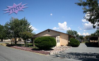 7001 E Thrush Ln in Prescott Valley, AZ - Building Photo