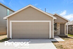 6650 Morgan Cp in San Antonio, TX - Building Photo