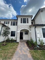 24641 SW 117 Path in Homestead, FL - Building Photo