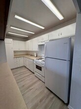 960 Lighthouse Way in Port Hueneme, CA - Building Photo - Building Photo