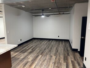 217 S Badger Ave-Unit -207 in Appleton, WI - Building Photo - Building Photo