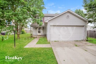 220 Woodstream Ct in Greenfield, IN - Building Photo