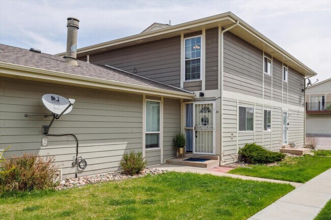 1250 S Monaco St Pkwy in Denver, CO - Building Photo - Building Photo