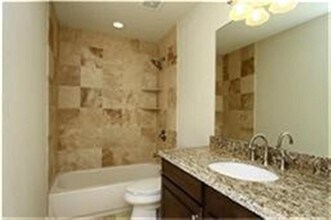 1815 Oakdale St in Houston, TX - Building Photo - Building Photo