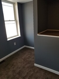 1203 W Cross St photo'