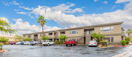 16734 E La Montana Dr-Unit -108 in Fountain Hills, AZ - Foto de edificio - Building Photo