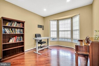 86 Renfield Dr in Princeton, NJ - Building Photo - Building Photo