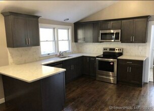 519 Hopewell Rd in Glastonbury, CT - Building Photo - Building Photo