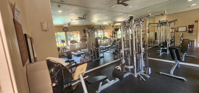 400 Moon Cir in Folsom, CA - Building Photo - Building Photo
