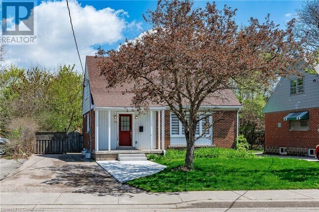 723 Hager Ave in Burlington, ON - Building Photo - Building Photo