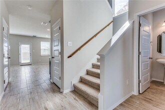 131 Trailside Ln in Bastrop, TX - Building Photo - Building Photo