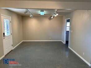 102 N Main St in Veyo, UT - Building Photo - Building Photo
