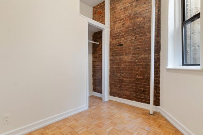 61 E 3rd St in New York, NY - Building Photo - Building Photo