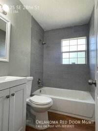 4525 SE 28th St photo'