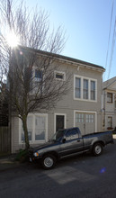 338-342 Highland Ave in San Francisco, CA - Building Photo - Building Photo