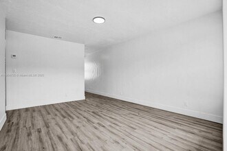 1300 NE 2nd Ave in Fort Lauderdale, FL - Building Photo - Building Photo