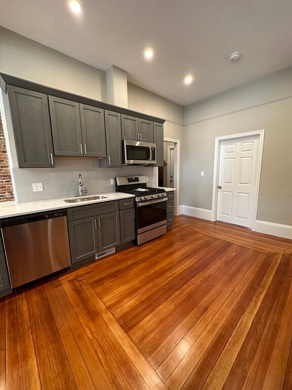 141 Galen St Apartments and Nearby Watertown Apartments For Rent