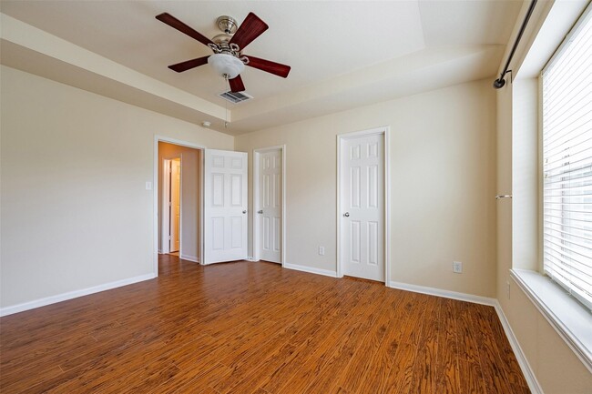 13103 Cressida Glen Ln