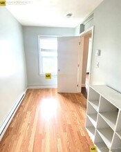 161 Bennington St, Unit 2 in Boston, MA - Foto de edificio - Building Photo