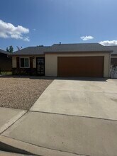 1820 Marigold Ln in Paso Robles, CA - Building Photo - Building Photo