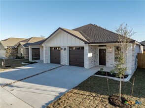 5210 Rose Gdn Lp in Killeen, TX - Building Photo - Building Photo