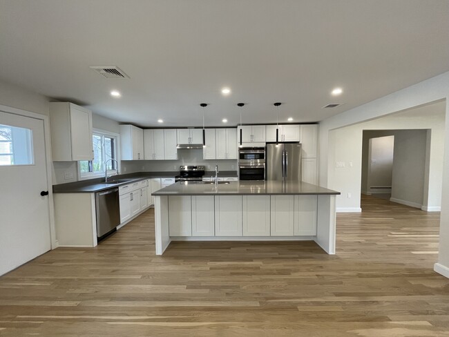 property at 46 Woodcliff Rd