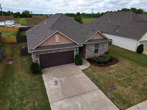 116 Kinglet Wy in Madison, AL - Building Photo - Building Photo