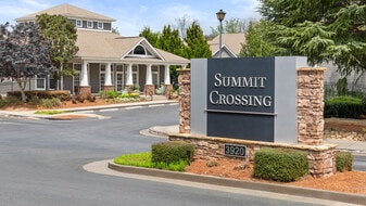 Summit Crossing in Cumming, GA - Building Photo