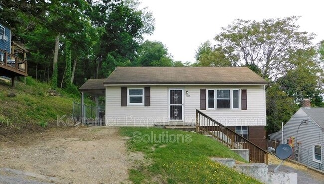 property at 1008 Perry St