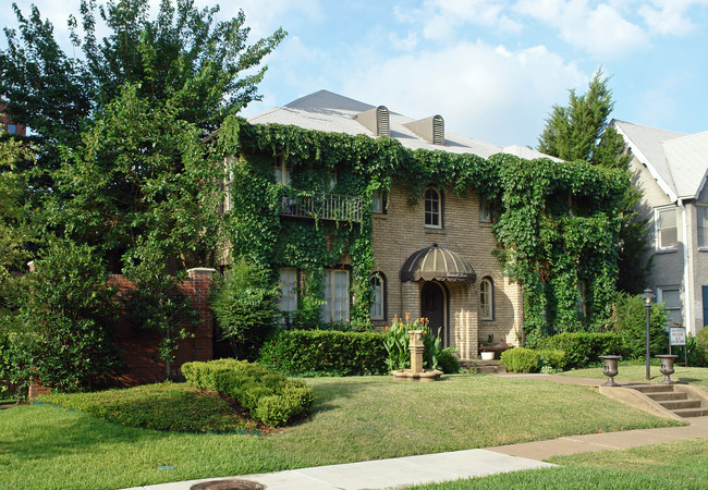 Prescott Arms in Dallas, TX - Foto de edificio - Building Photo