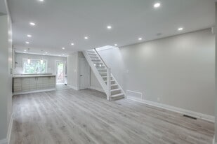 153 Gainsborough Rd in Toronto, ON - Building Photo