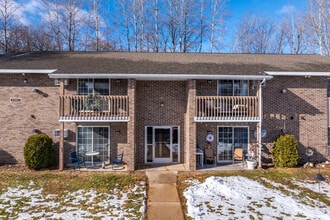 Birchwood Park, LLC in Green Bay, WI - Foto de edificio - Building Photo