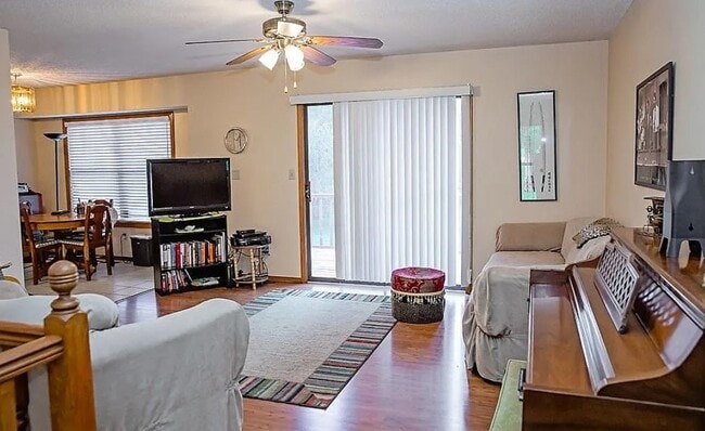 4151 N Farm Rd 143 in Springfield, MO - Building Photo - Building Photo