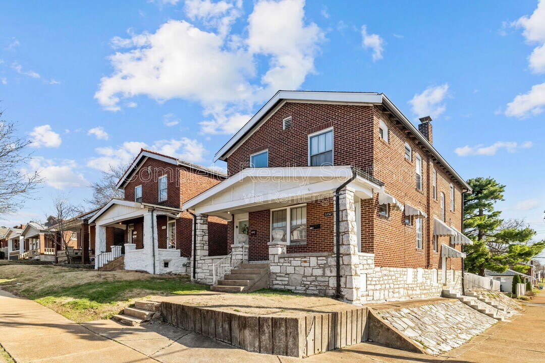 5352 Neosho St in St. Louis, MO - Building Photo