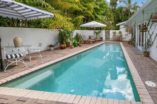 202 32nd St in West Palm Beach, FL - Building Photo