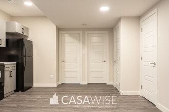 570 Kleins Cres in Leduc, AB - Building Photo - Building Photo