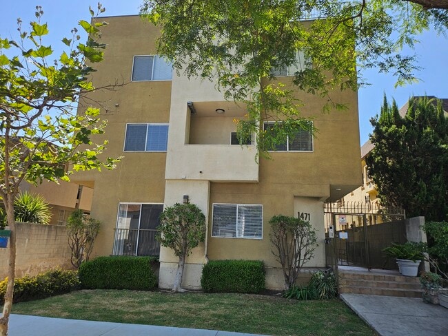 1471 S Wooster St, Unit 5