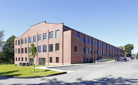 Historic Blue Bell Lofts in Columbia City, IN - Foto de edificio - Building Photo