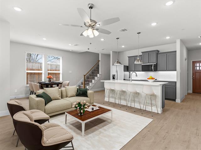 2670 Copper Breaks St in Dallas, TX - Building Photo - Building Photo