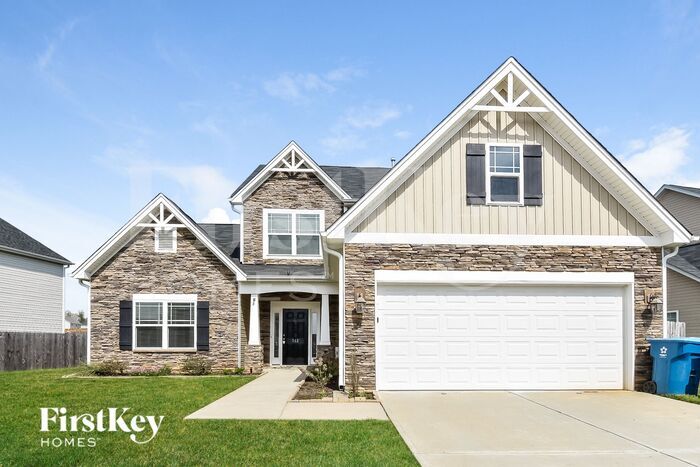 743 Breeders Cup Dr in Whitsett, NC - Building Photo