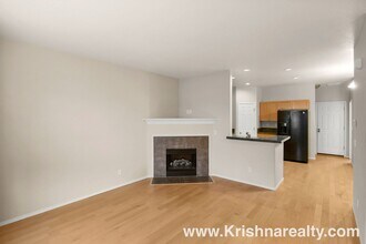 2441 NW Rogue Valley Terrace in Beaverton, OR - Building Photo - Building Photo