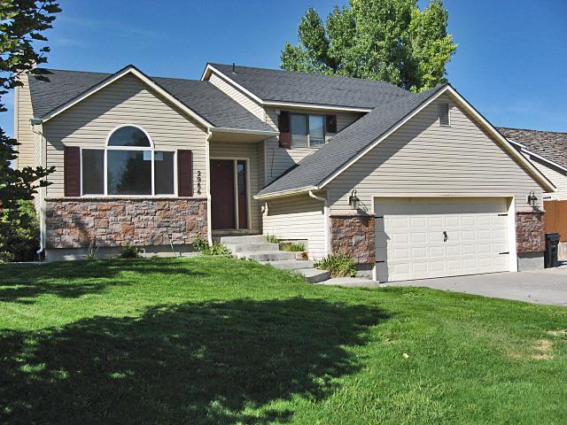 property at 2986 Newman Dr