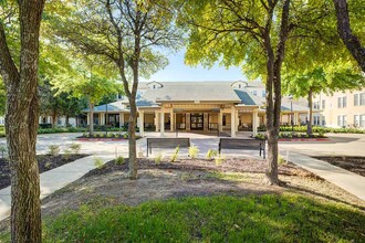 Town Village Crossing in Arlington, TX - Building Photo - Building Photo