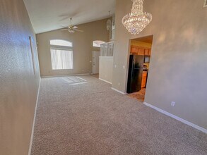 3518 Fishers Landing Ave in North Las Vegas, NV - Building Photo - Building Photo