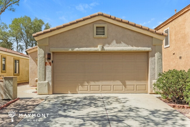 property at 461 East Placita Rejilla